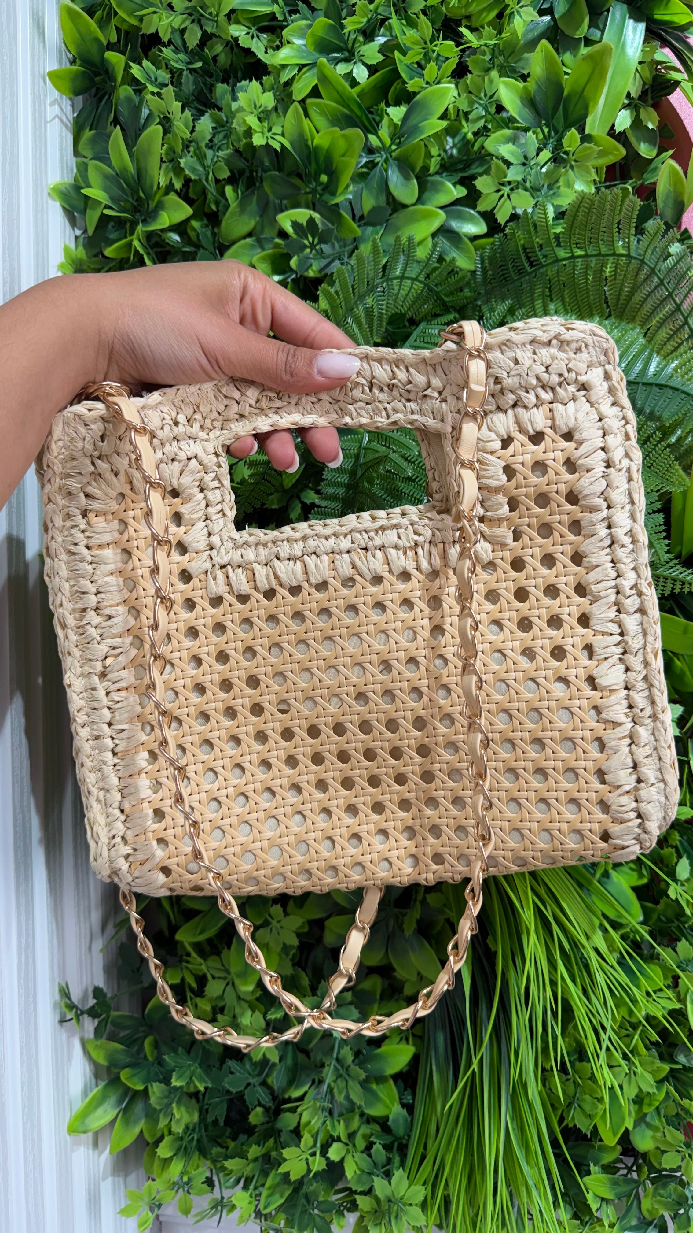 Borsa Mya